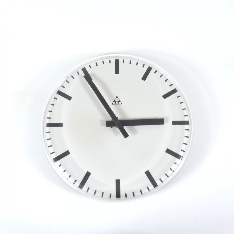 Frameless Pragotron Wall Clock