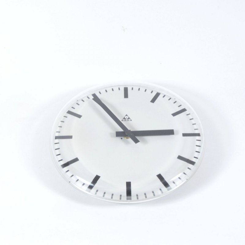 Frameless Pragotron Wall Clock