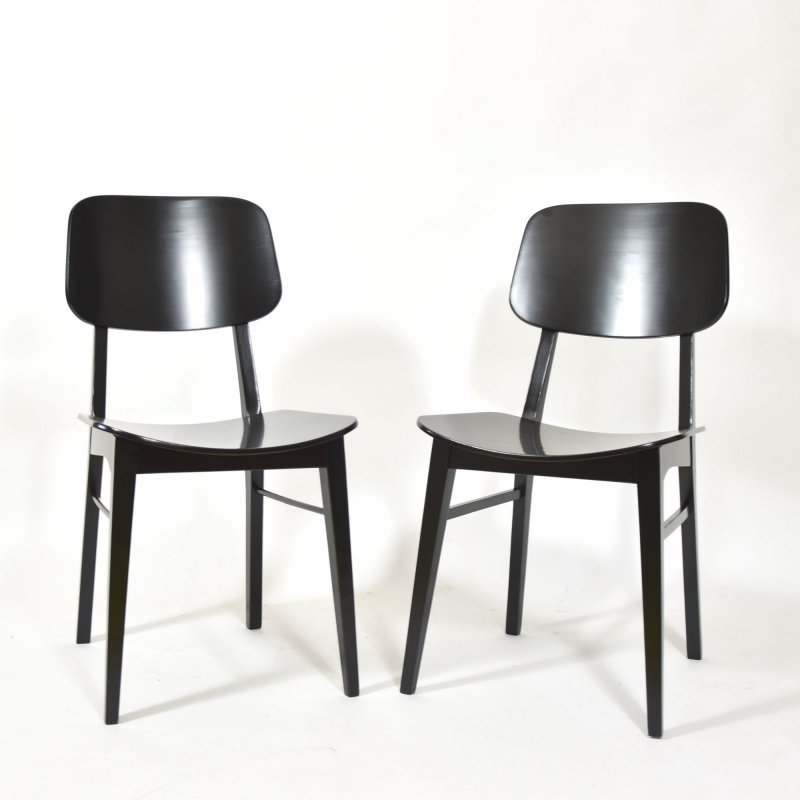 Pair of vintage chairs in black