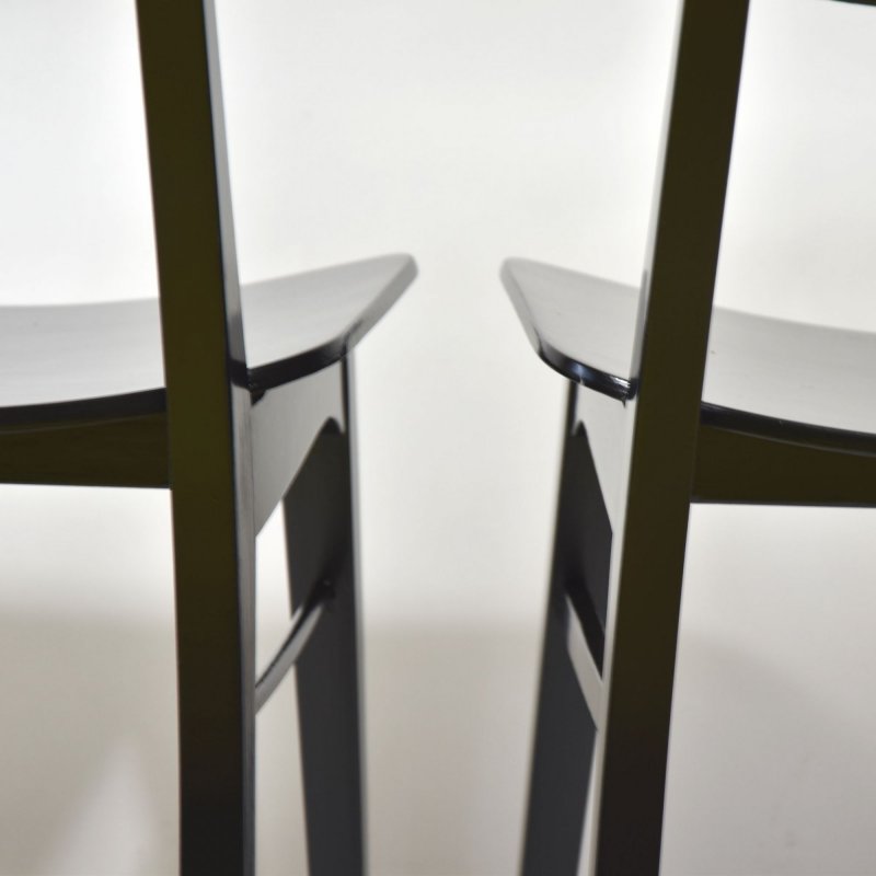 Pair of vintage chairs in black