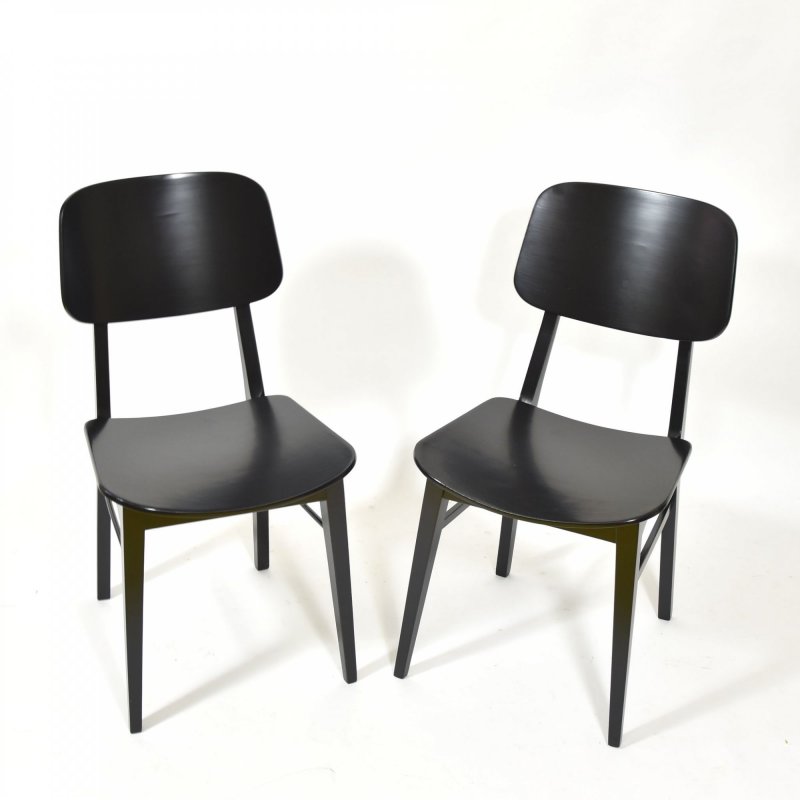 Pair of vintage chairs in black