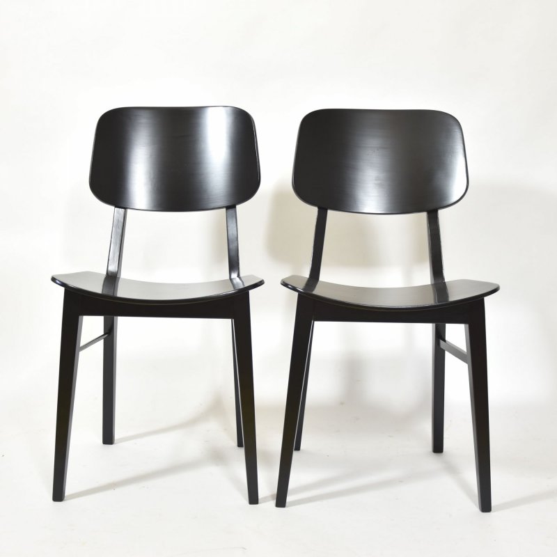 Pair of vintage chairs in black