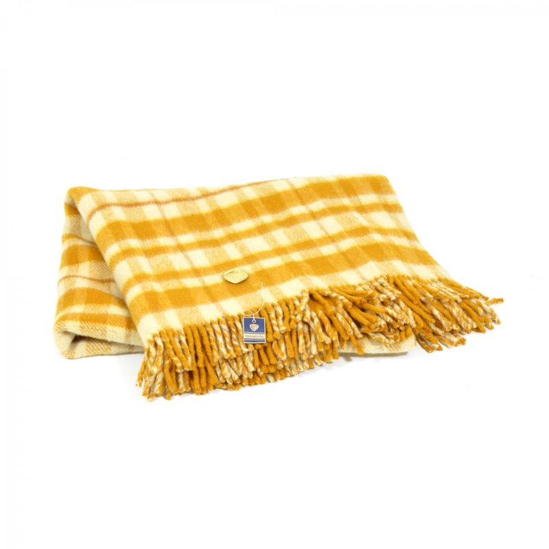 100% wool blanket manufactured by Krásná Jizba