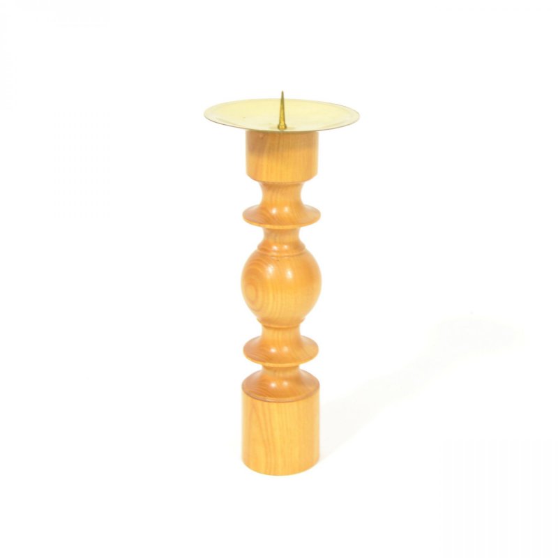 Wooden candleholder