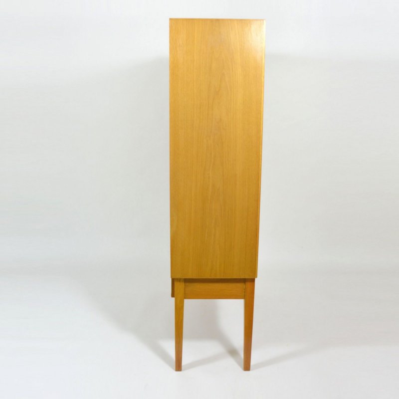 Oak veneered cabinet Nr. II.