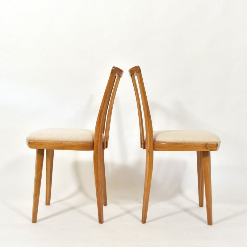 Couple of oak dinning chairs