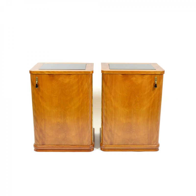 Set of bedside tables