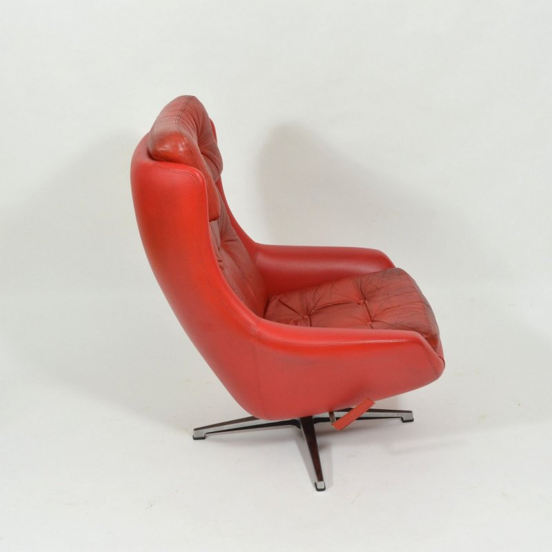 PeeM leather armchair