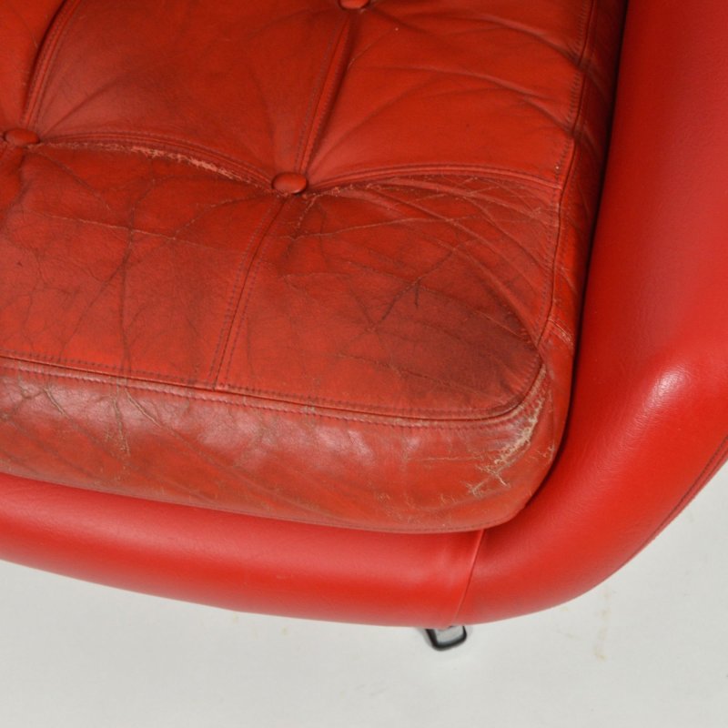 PeeM leather armchair