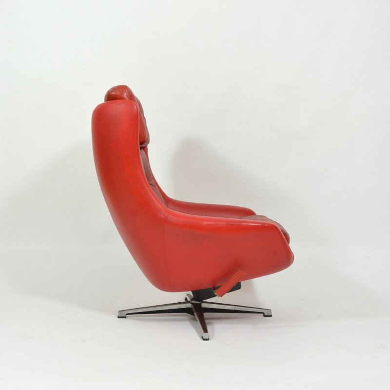 PeeM leather armchair