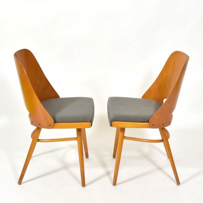 Pair of TON chairs in brown