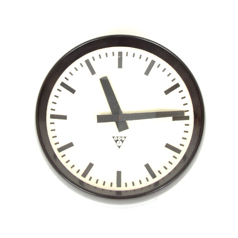 Wall clock Pragotron