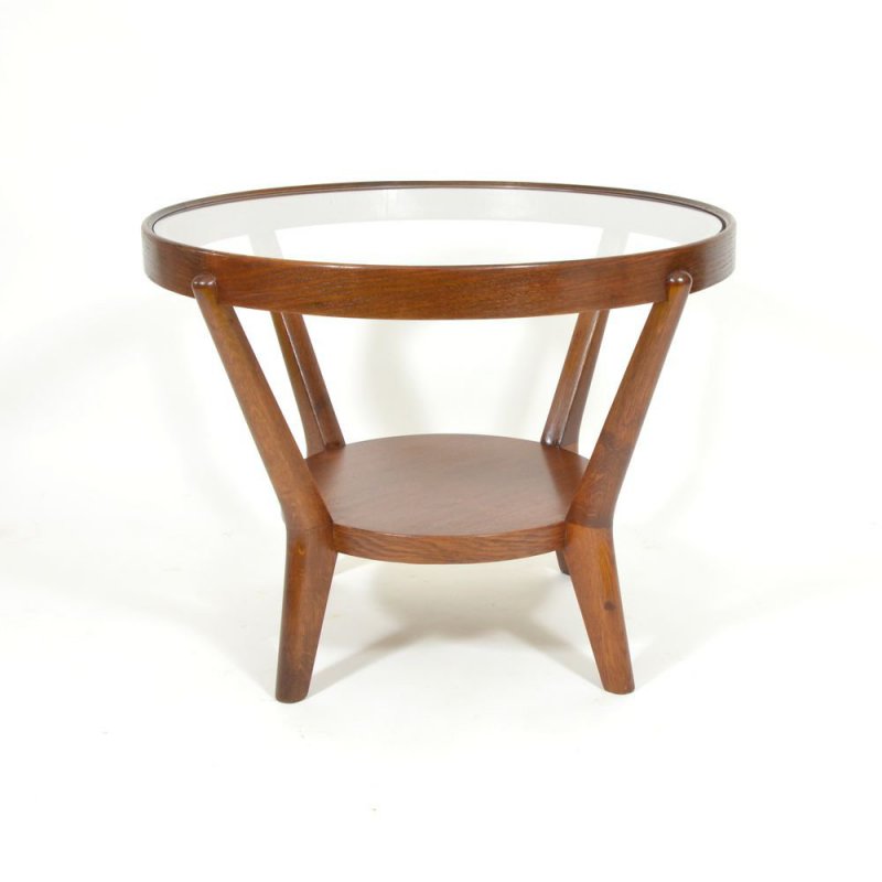 Round coffee table