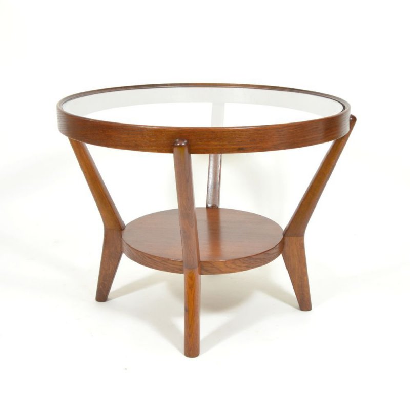 Round coffee table