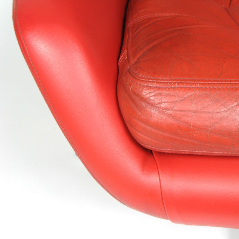 Leather armchair PEEM