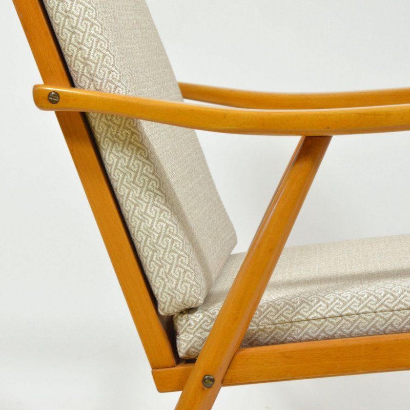  Armchair with removable cushion by Ton