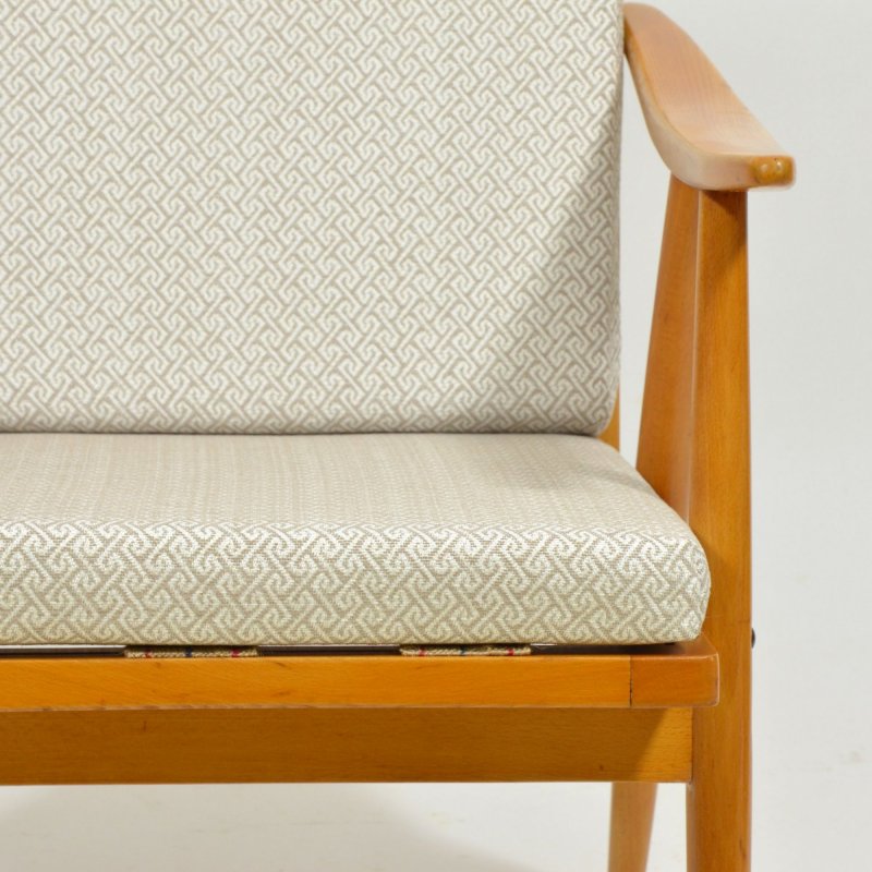  Armchair with removable cushion by Ton