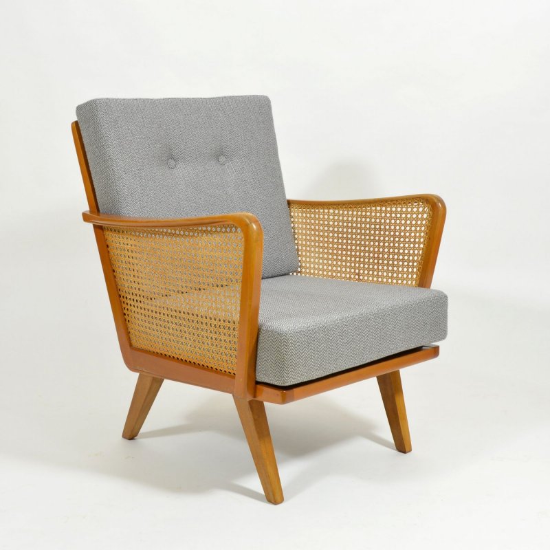 Armchair with rattan strings