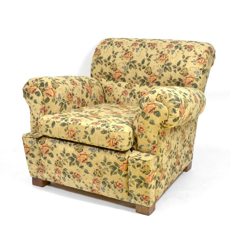 Big armchair with Floral Pattern