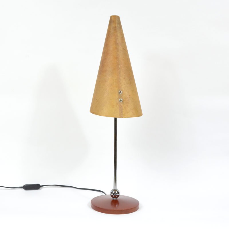 Lampa s kornoutem