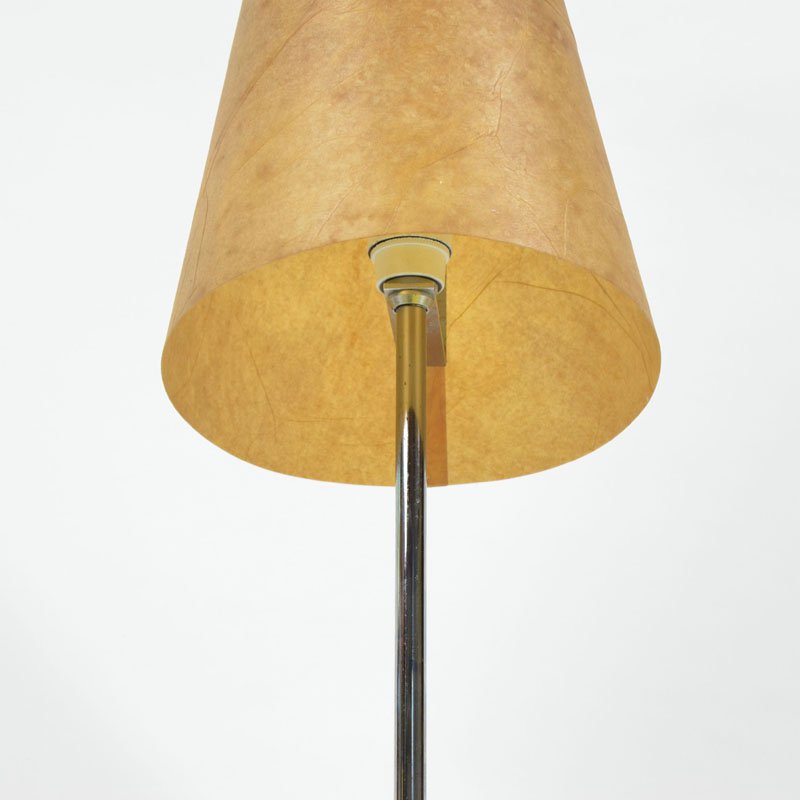 Lampa s kornoutem