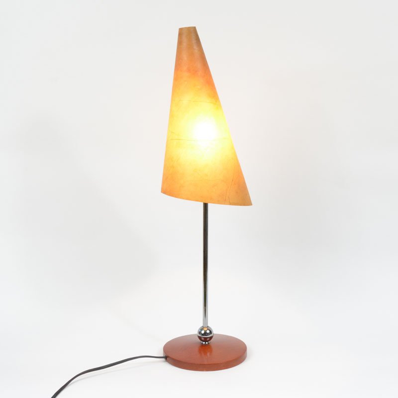 Lampa s kornoutem