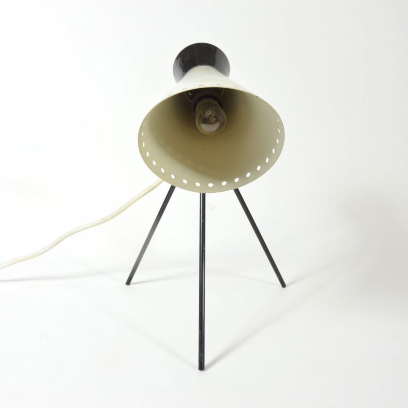 Tripod lamp for Napako