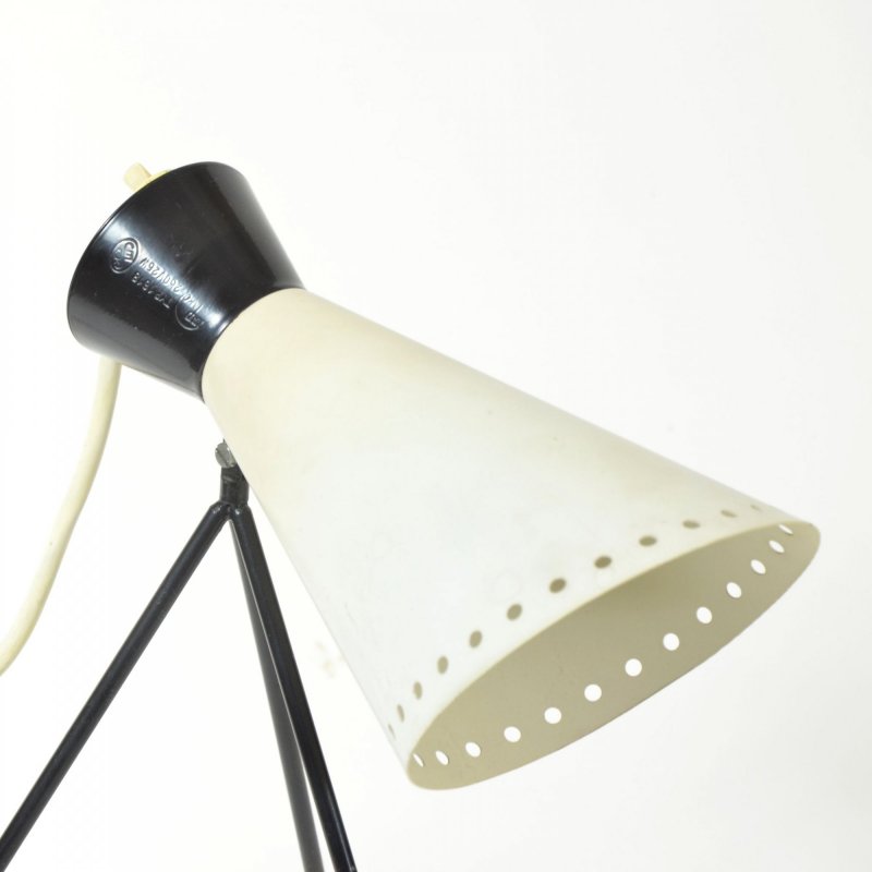 Tripod lamp for Napako