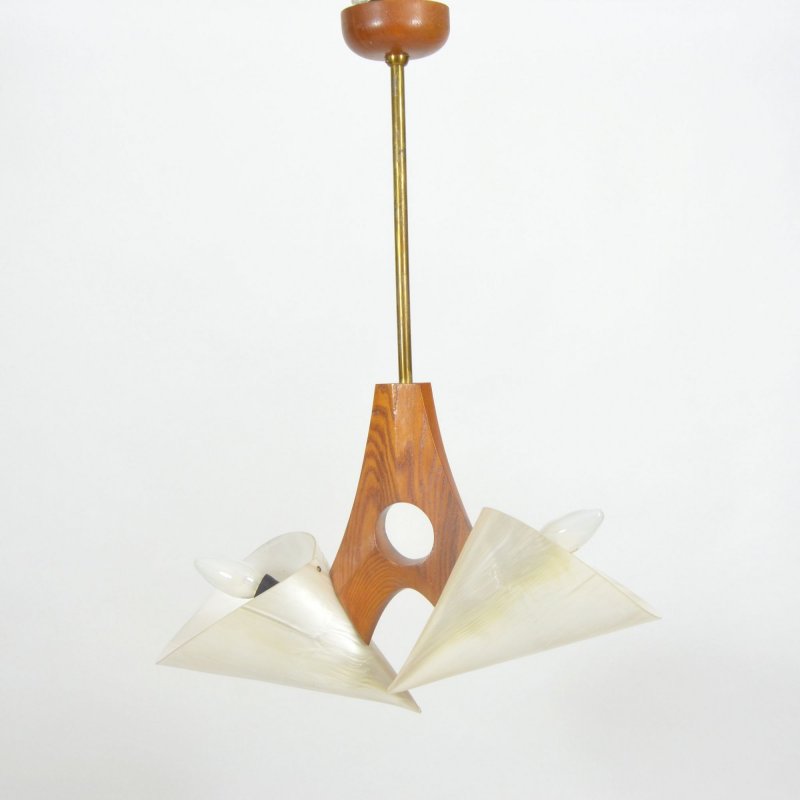 Wood pendant with cone shades