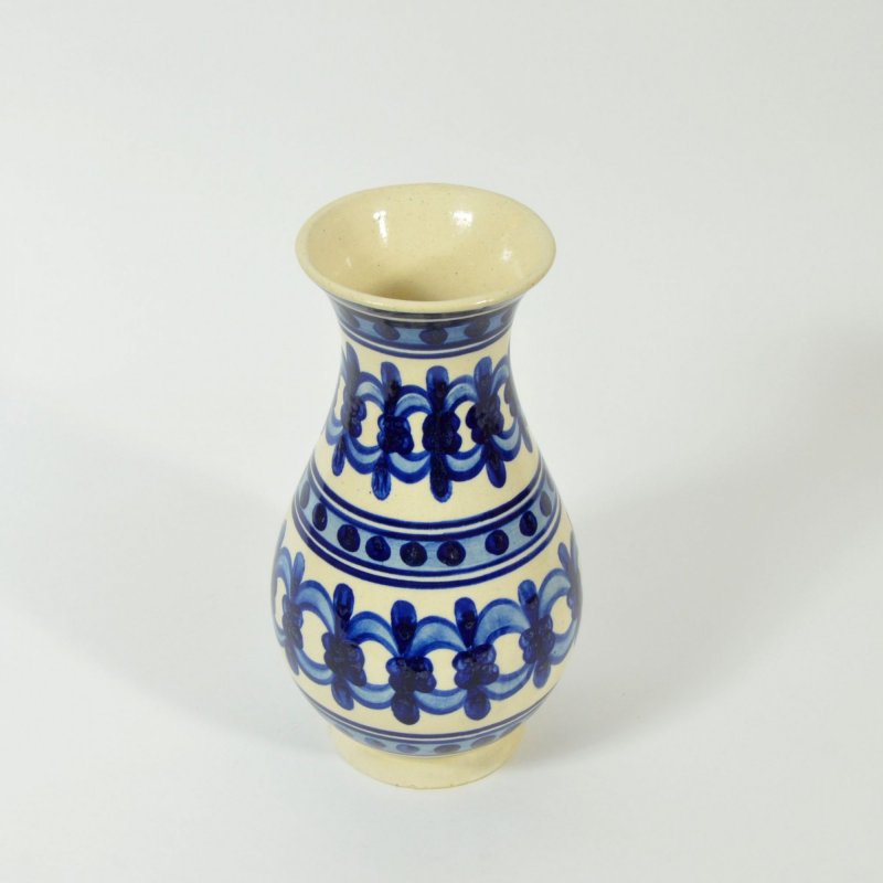 Folk decorated vase 