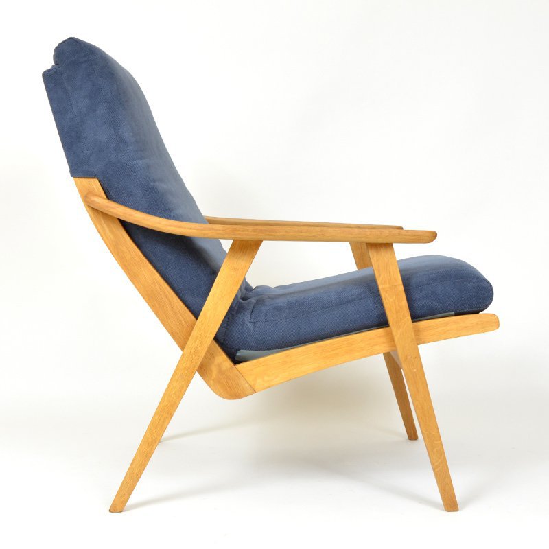 Armchair in blue