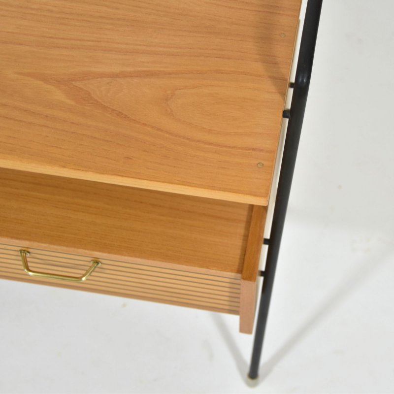 Low chest of drawers