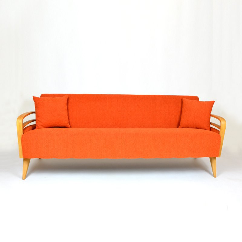 Oranžový gauč