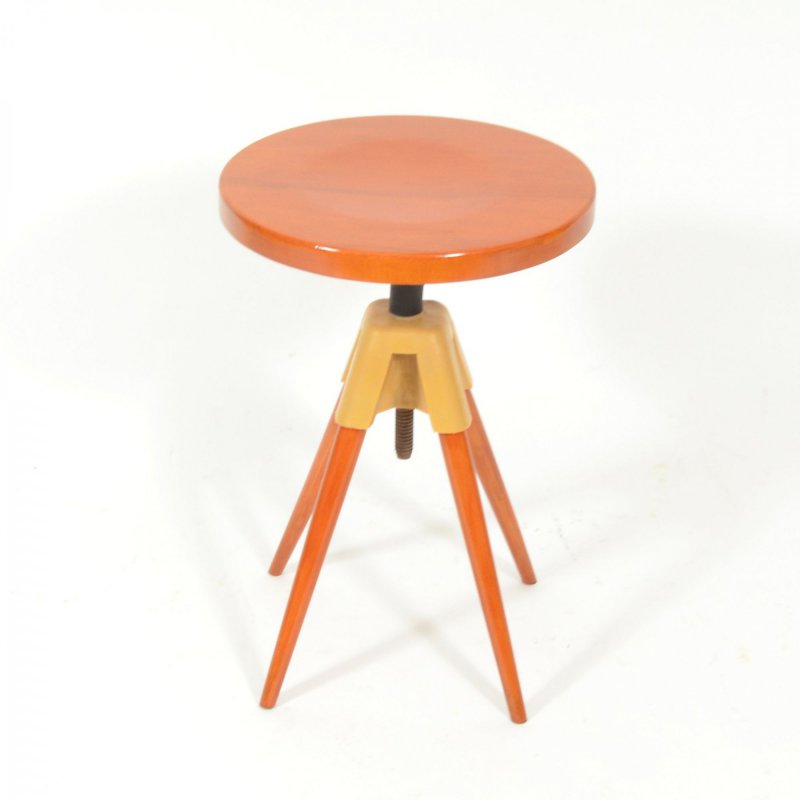 Swivel piano stool