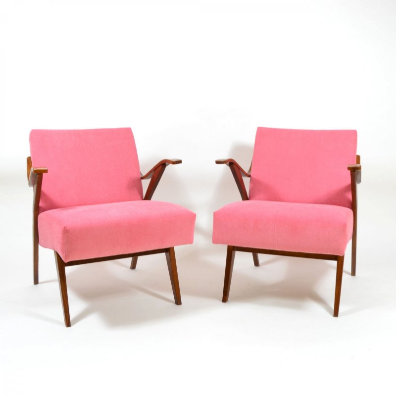 Set of vintage pink armchairs