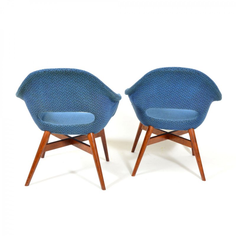 Pair of Shell Chairs