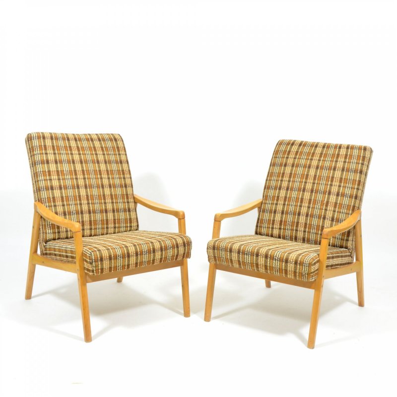 Set of two simple checked armchairs