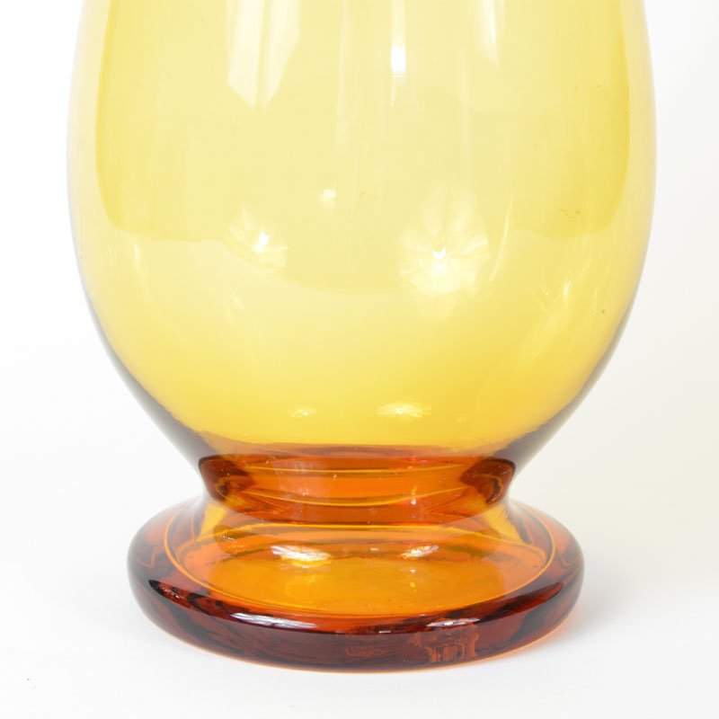 Glass vase