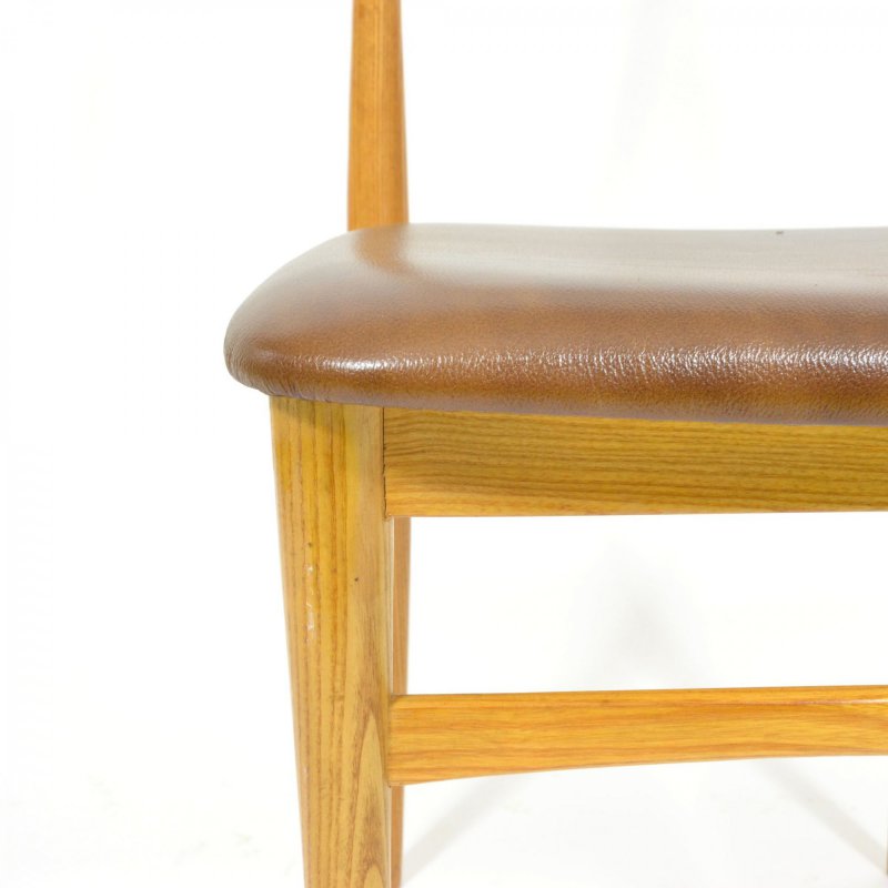 Scandinavian side chair