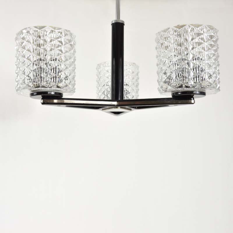 3-arm chandelier