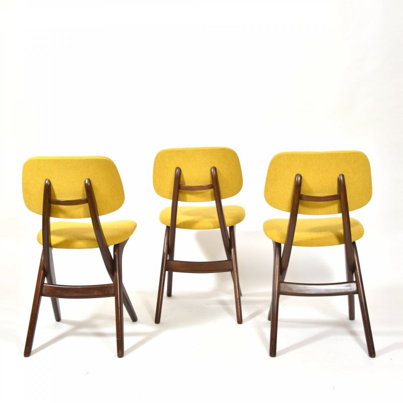 Trojice židlí od Stoelenfabriek Van der Veer