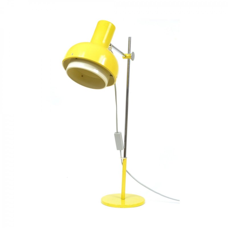 Big yellow table lamp