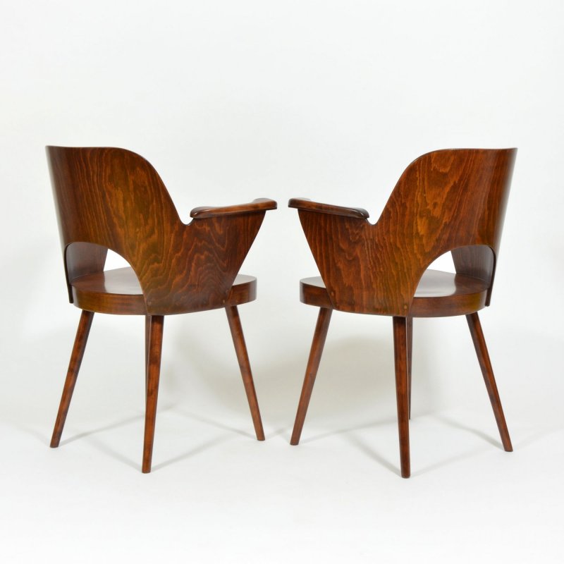 Oswald Haerdtl chair by Ton